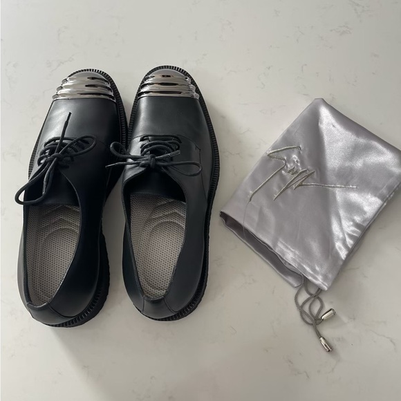 Giuseppe Zanotti Black Leather Shoes with Metal Tip - Picture 4 of 8